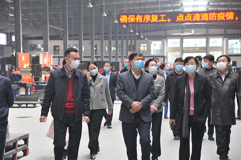 原省委常委 統(tǒng)戰(zhàn)部長 政協(xié)副主席陳興超視察金虎集團